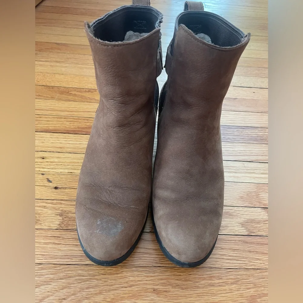 UGG wedge bootie - Picture 2 of 8